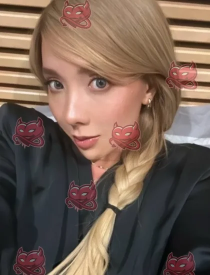 Alexa, photo 2 of 8