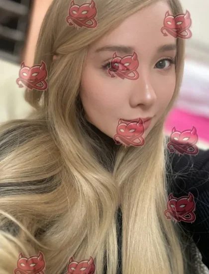 Alexa, photo 5 of 8