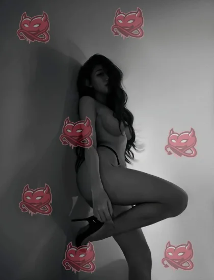 Aoi, photo 5 of 6