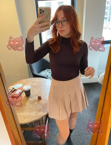 Ellie, photo 2 of 10