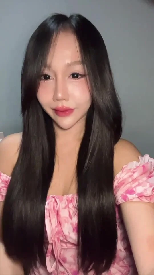 Eve, video 1 of 1