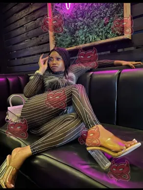 Flavia, 29, Kenyan