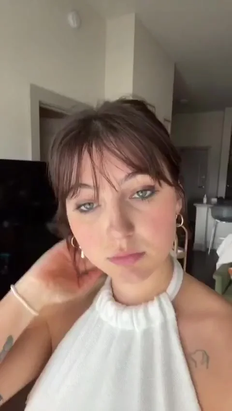 Hailey, video 2 of 3