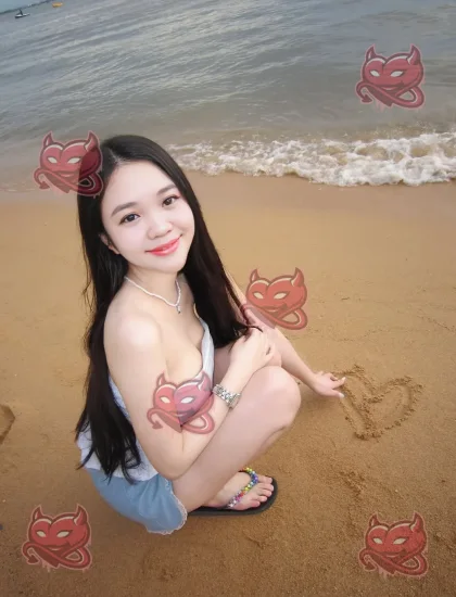 Hani, photo 1 of 4