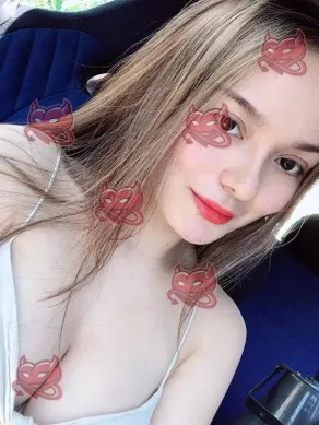 Icha, 37, Malaysian