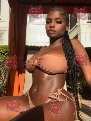 Laila, 31, Nigerian