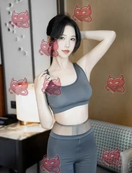 Meimei, photo 1 of 6