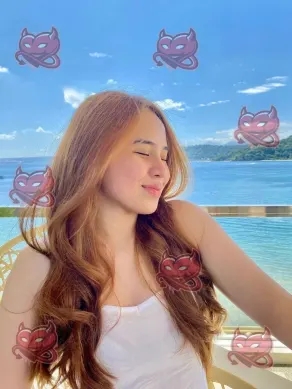 Rika, 24, Indonesian