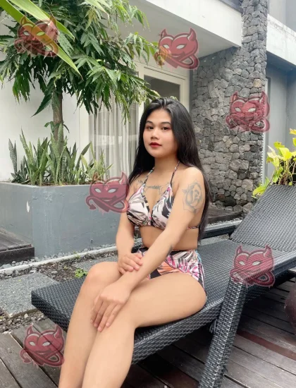 Rini, photo 1 of 7