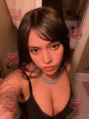 Safiya, 23, Colombian