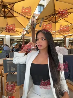 Tyra, 28, Mexican