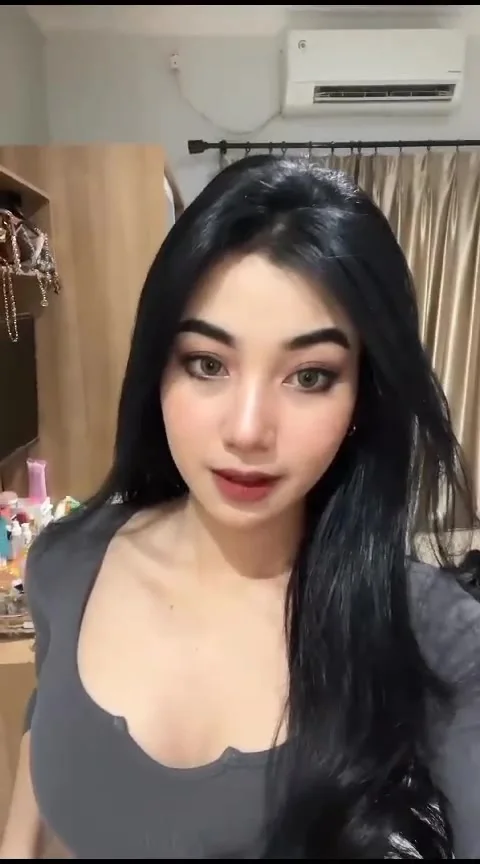 Yanti, video 1 of 1