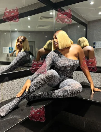 Zahra, photo 4 of 4