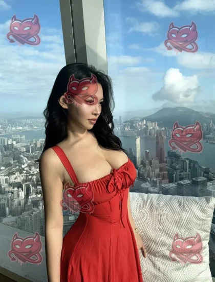 Zhu, photo 6 of 9